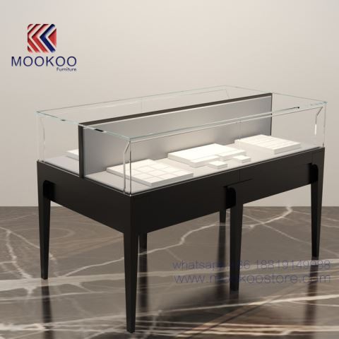 نمایشگاه جواهر فروشی